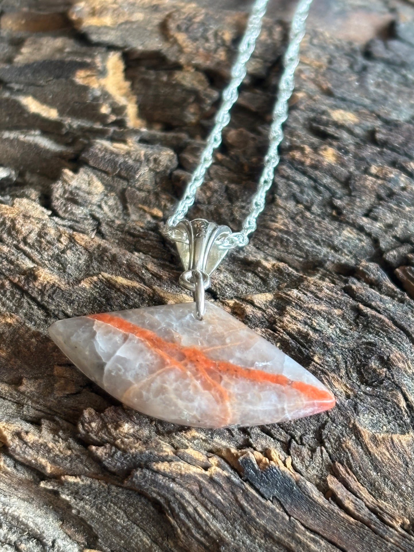 Colorado Veined Quartz Necklace